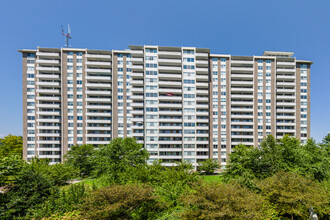 Kenwood Condominium in Bethesda, MD - Building Photo - Building Photo