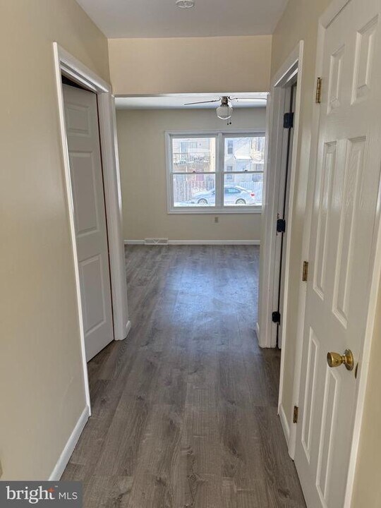 425 Factory St in Carlisle, PA - Building Photo