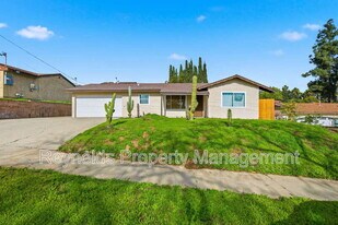 9482 Pike Rd in Santee, CA - Building Photo