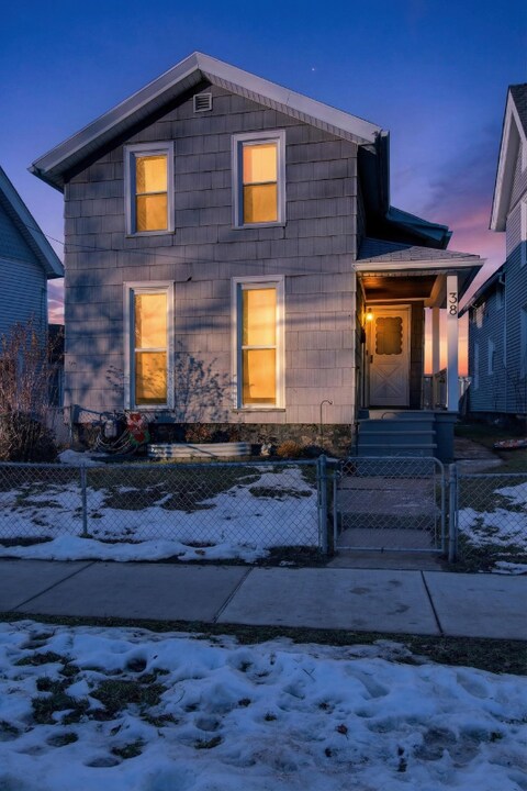 38 Hamilton St in Rochester, NY - Building Photo