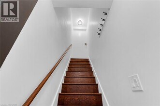 2 Wardrope Ave in Hamilton, ON - Building Photo - Building Photo