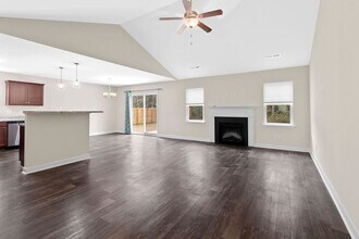 111 Bridgeport Dr in Sneads Ferry, NC - Building Photo - Building Photo