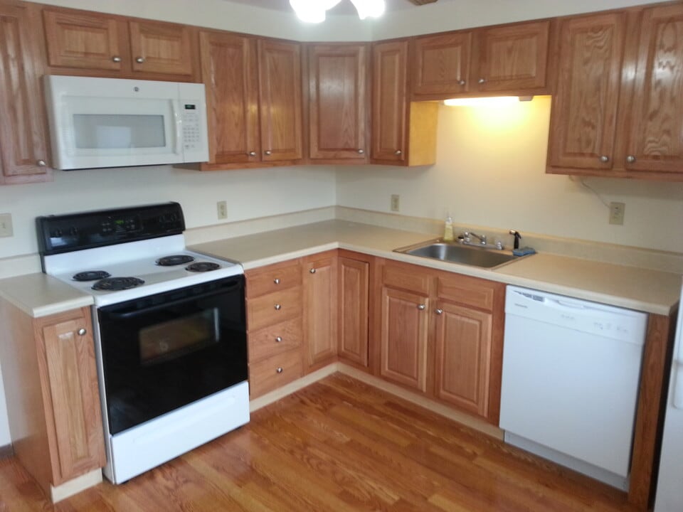 224 S Sage Cir, Unit A in Horseheads, NY - Building Photo