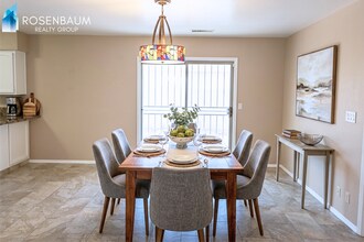 Hilltop 3-beds, 2-baths retreat with Mountain Views in Prescott Country Club! in Dewey, AZ - Building Photo - Building Photo