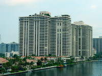 Turnberry Isle North in Miami, FL - Foto de edificio - Building Photo