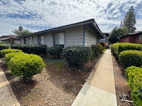 314 Sun Ct in El Cajon, CA - Building Photo - Building Photo