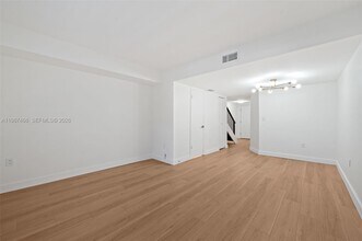 5750 Turin St in Coral Gables, FL - Building Photo - Building Photo