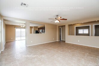 3021 W Running Deer Trl in Phoenix, AZ - Building Photo - Building Photo
