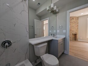 437 W Belden Ave, Unit 1 in Chicago, IL - Building Photo - Building Photo