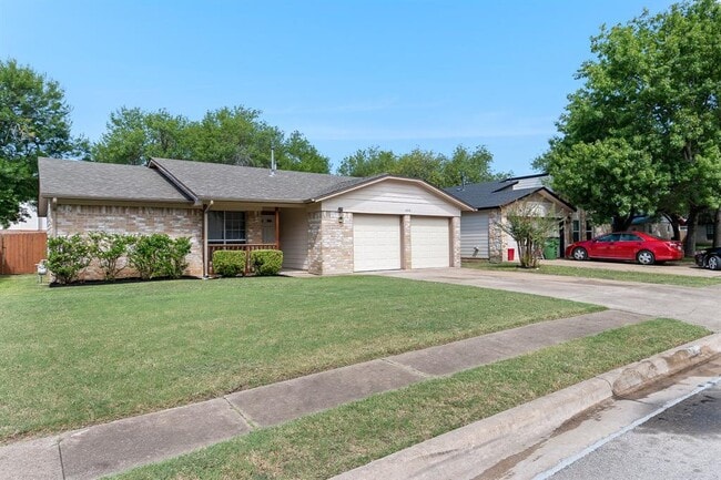 1816 Goodson Ln in Round Rock, TX - Building Photo - Building Photo