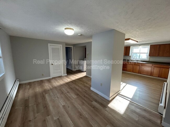 property at 11 Glen St