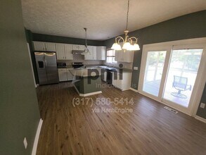 11809 Ledgerock Ct in Fishers, IN - Building Photo - Building Photo