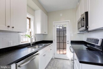 3921 Watson Pl NW in Washington, DC - Building Photo - Building Photo