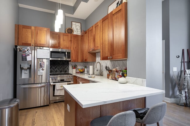 4662 N Winthrop Ave in Chicago, IL - Building Photo - Building Photo