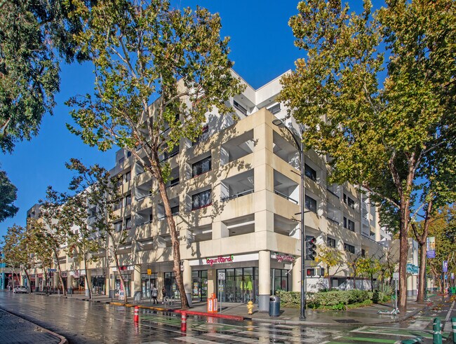 Colonnade in San Jose, CA - Building Photo - Building Photo