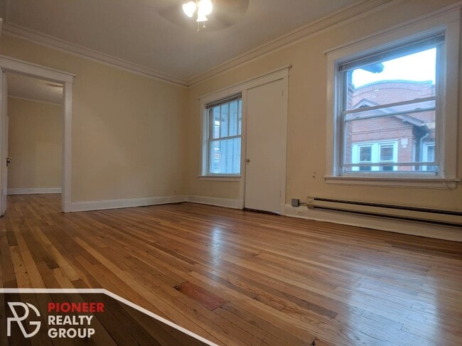 4423 N Wolcott Ave, Unit #4423-A3 in Chicago, IL - Foto de edificio - Building Photo