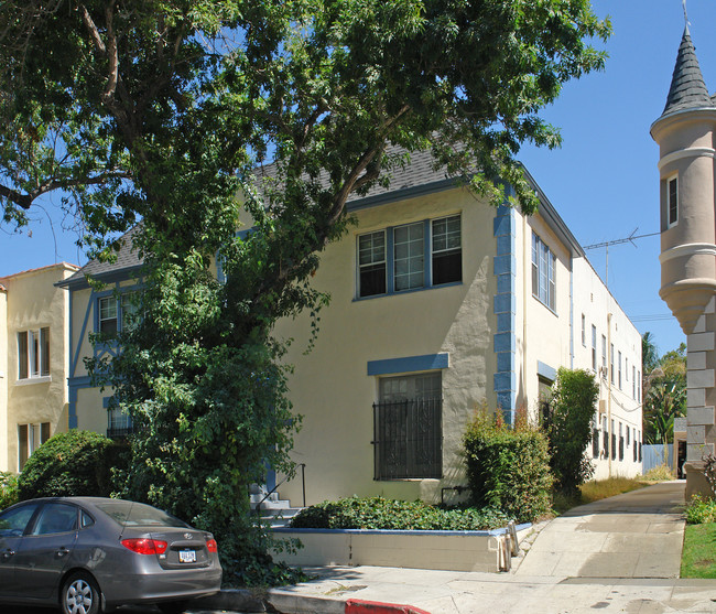 6439 Orange Street in Los Angeles, CA - Foto de edificio - Building Photo