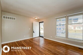 1250 Perdiz Ln in Fenton, MO - Building Photo - Building Photo