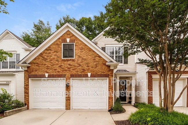 property at 10310 Blakeney Preserve Dr
