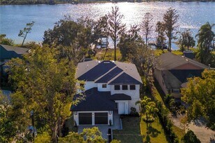 6564 Lagoon St in Windermere, FL - Building Photo