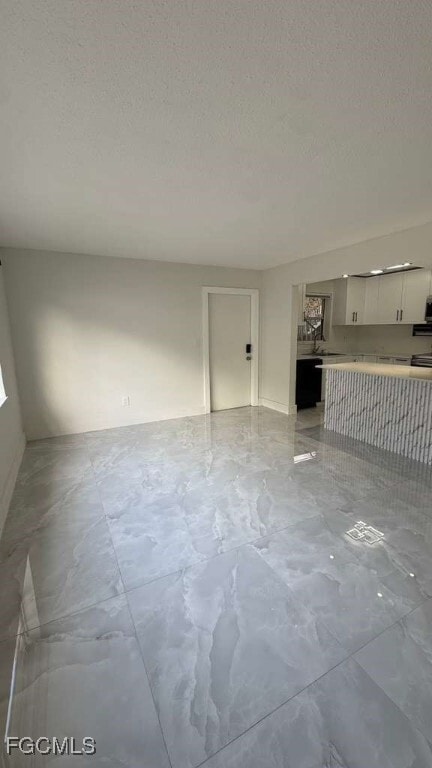 1449 N 14th Way in Hollywood, FL - Building Photo - Building Photo