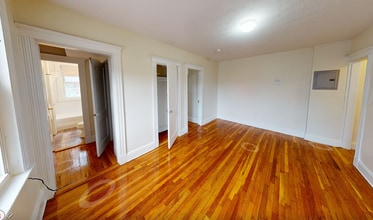 1622 Commonwealth Ave, Unit 6 in Boston, MA - Building Photo - Building Photo