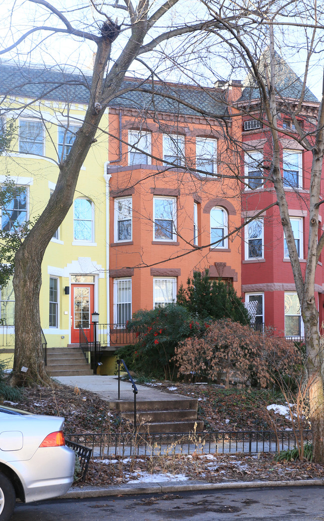 1932 Biltmore St NW in Washington, DC - Building Photo - Building Photo