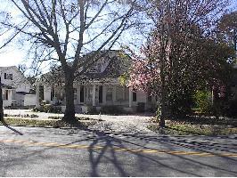 710 W Palmetto St in Florence, SC - Foto de edificio
