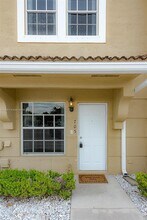 705 SW 122nd Ave in Pembroke Pines, FL - Building Photo - Building Photo