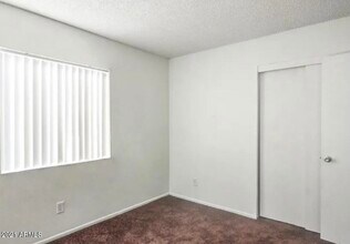 1709 W Mountain View Rd in Phoenix, AZ - Building Photo - Building Photo