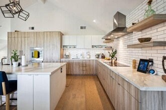 112 Eucalyptus Ave in Santa Cruz, CA - Building Photo - Building Photo