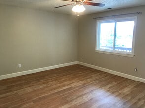 1021 Delaware Dr in Colorado Springs, CO - Building Photo - Building Photo