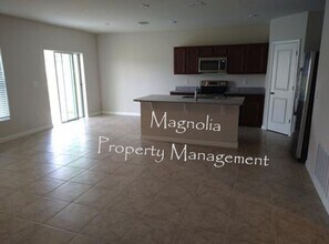 1067 Kobuk St in Haines City, FL - Building Photo - Building Photo