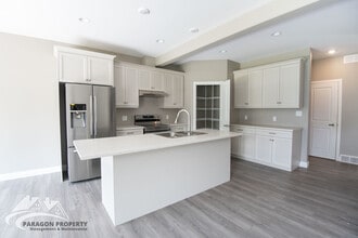 62 Llydican Ave in Chatham, ON - Building Photo - Building Photo