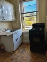 250 Apsley St in Philadelphia, PA - Building Photo - Building Photo