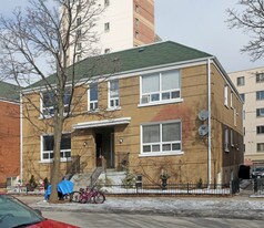 19 Norris Cres in Toronto, ON - Building Photo