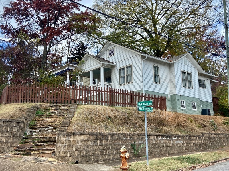 915 Overman St in Chattanooga, TN - Building Photo