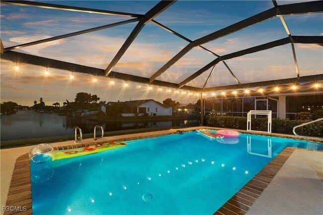 511 SE 18th Ave in Cape Coral, FL - Building Photo - Building Photo