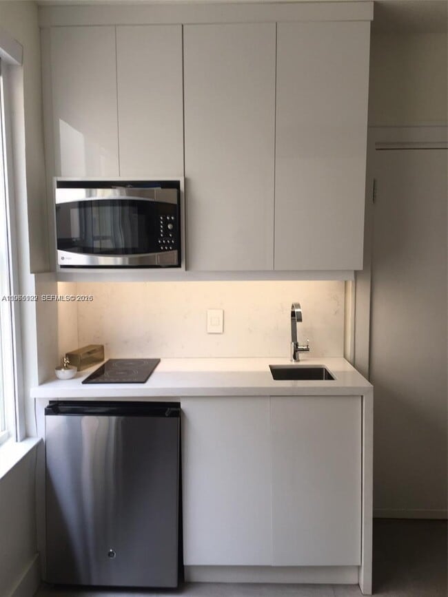 119 Menores Ave in Coral Gables, FL - Building Photo - Building Photo