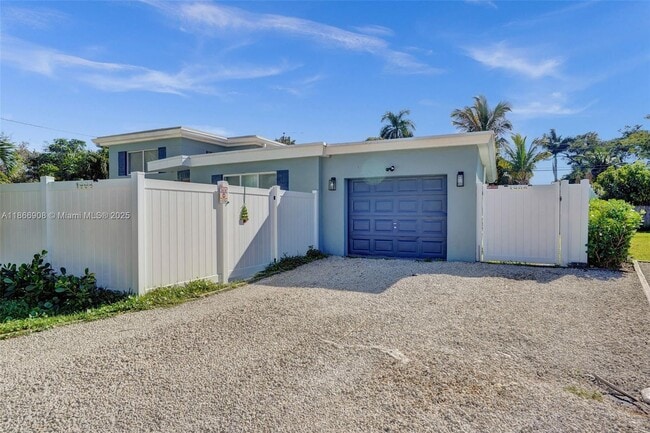 property at 1906 SW 28th St