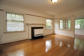 1624 NE Tillamook St in Portland, OR - Building Photo - Building Photo