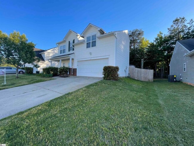 203 Stillwater Ct in Simpsonville, SC - Building Photo - Building Photo