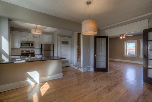 property at 3919-3919 Farnam St