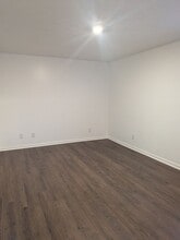 3902 N Hillwood Ct in Springfield, TN - Building Photo - Building Photo