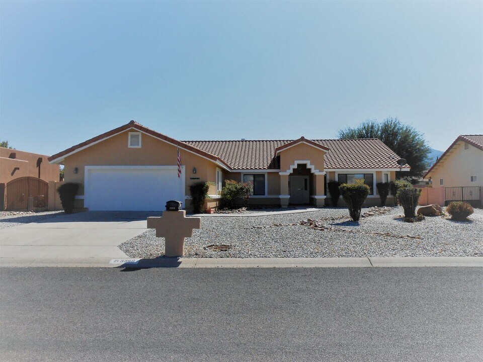 3366 E Trevino Dr in Sierra Vista, AZ - Building Photo