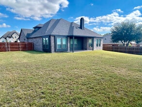 2321 Paddington Way in Lorena, TX - Building Photo - Building Photo