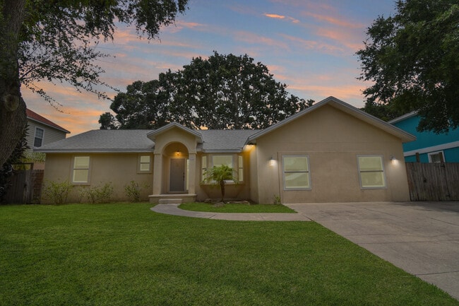 134 15th St in St. Augustine, FL - Building Photo - Building Photo