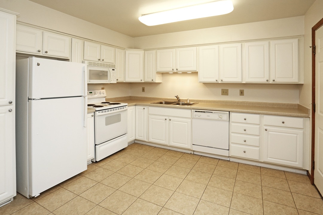 Oak Street Townhomes in St. Cloud, MN - Building Photo