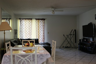 Fleurimond Villas in Kissimmee, FL - Building Photo - Other