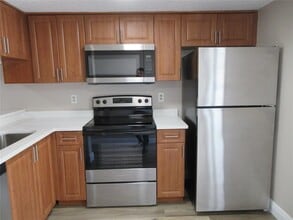 11515 NW 44th St in Coral Springs, FL - Building Photo - Building Photo